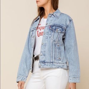 Levi’s trucker jacket